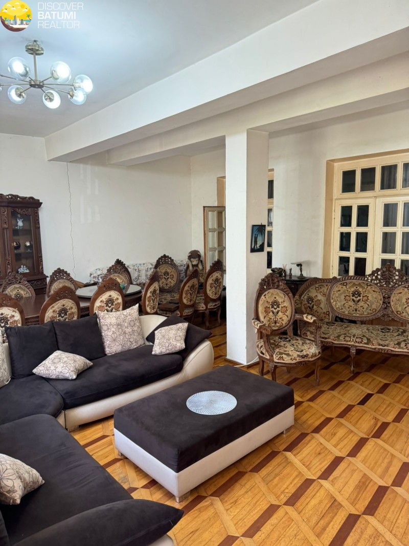 Продается квартира на улице Мелашвили