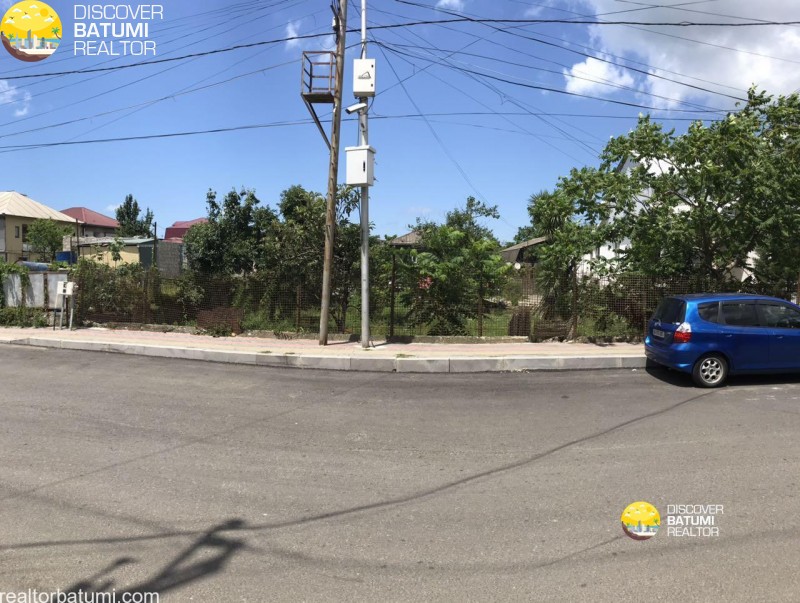 Частный дом с землей на продажу в Бонне