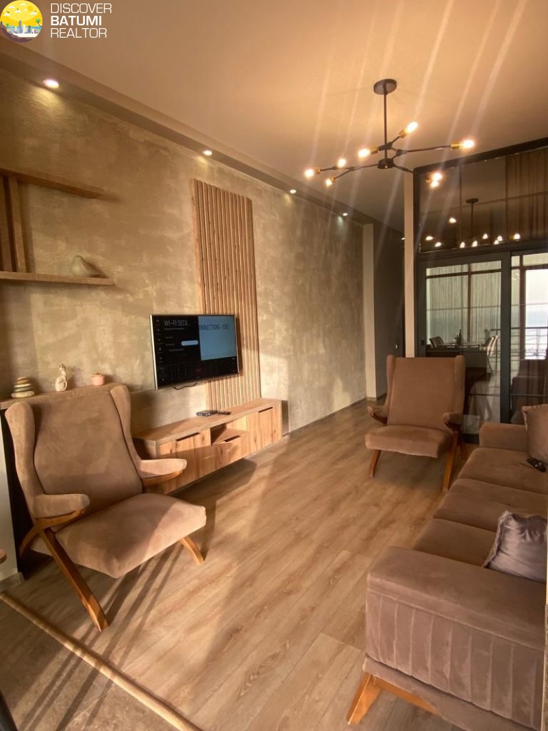 Продается коммерческая площадь на улице Луки Асатиани