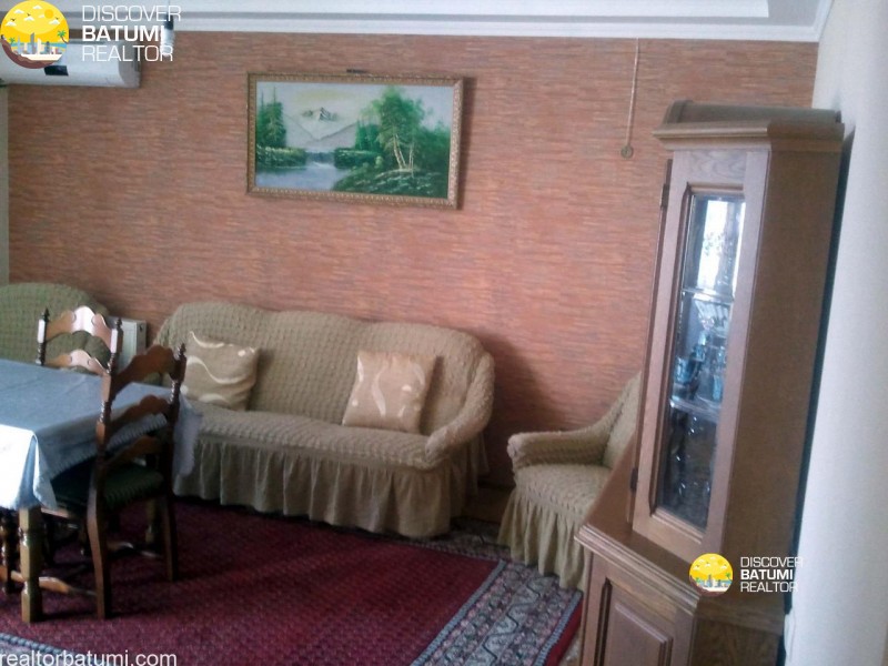 Квартира посуточно на улице Пиросмани