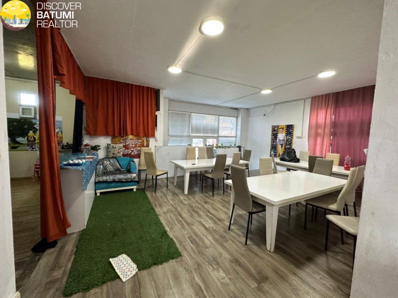 Продается коммерческое помещение на улице Ц.Дадиани