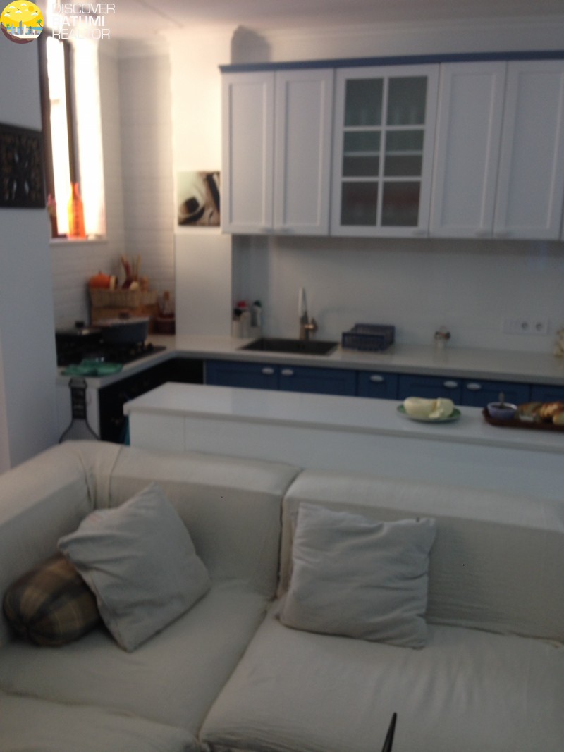 Сдается квартира на улице Ахвледиани