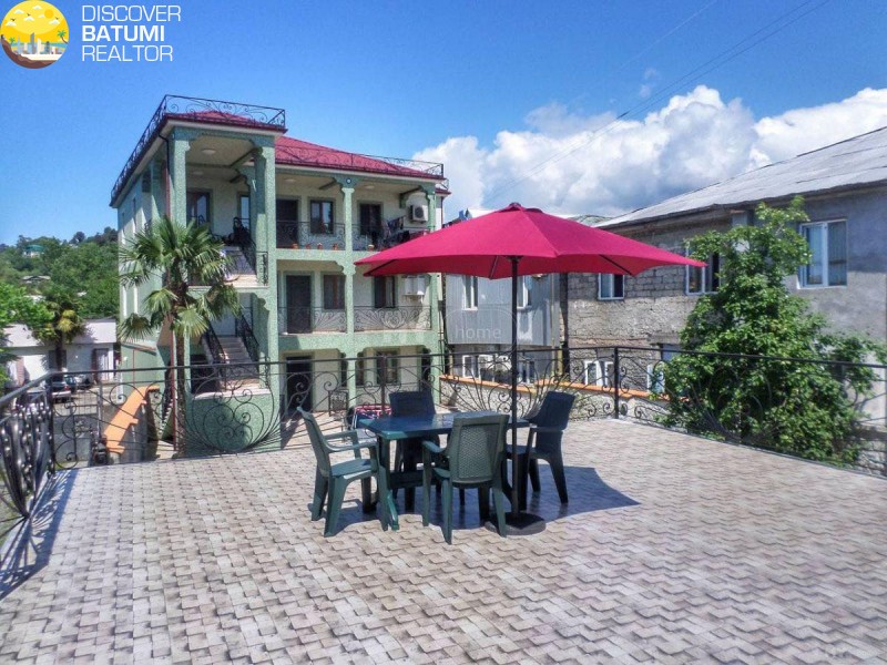 Сдается дом на улице Аджария