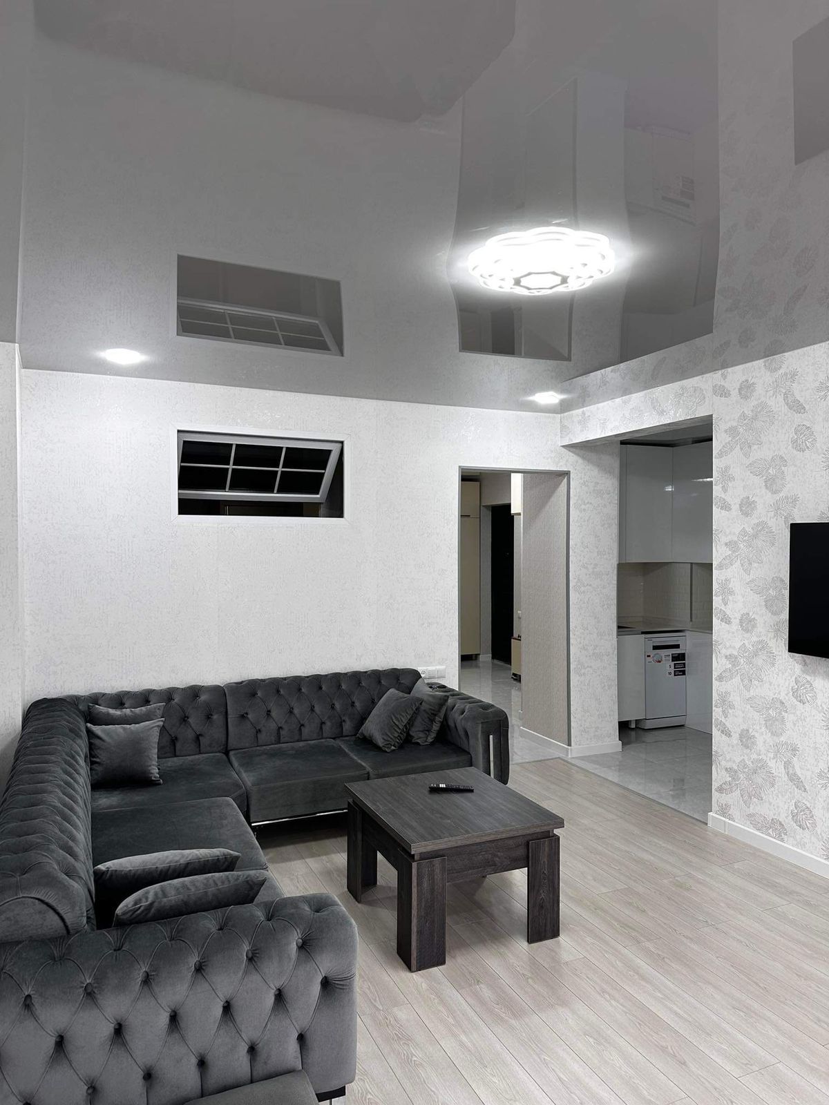 Квартира в посуточную аренду на улице Ангис