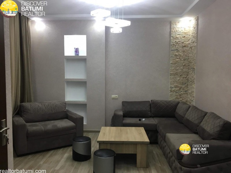 Квартира посуточно на улице Ангис