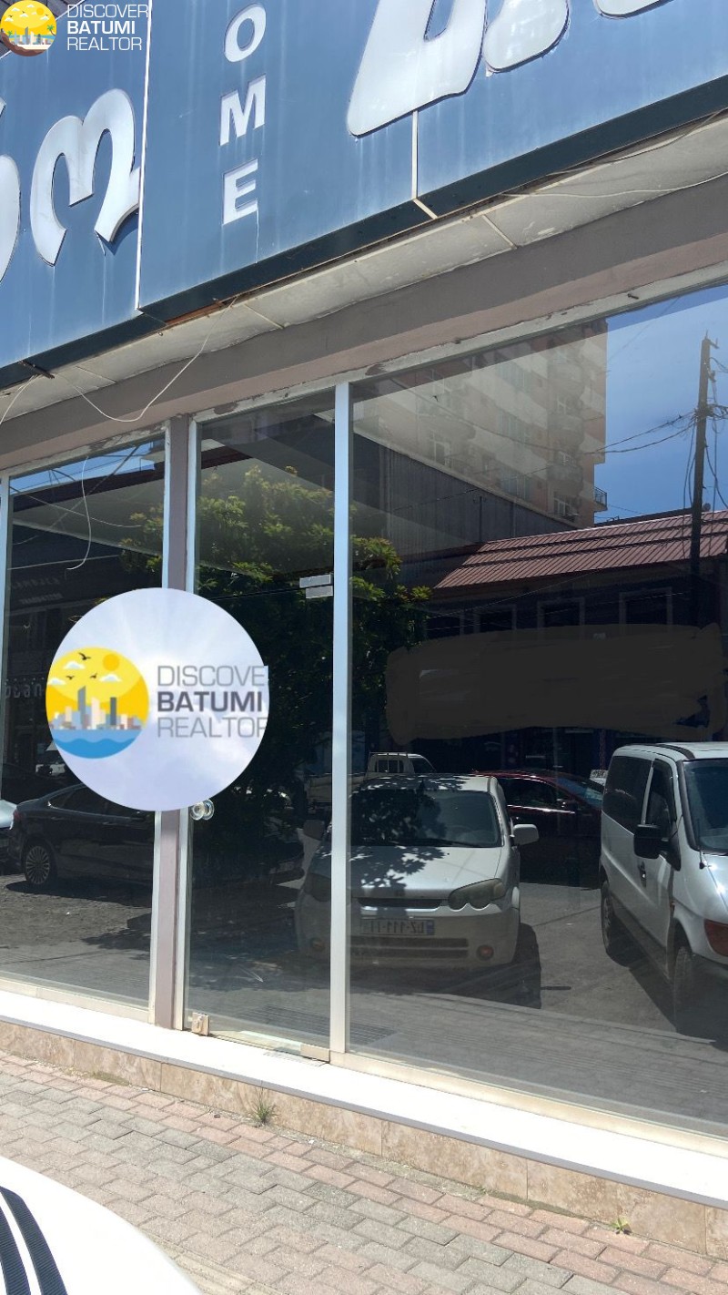 Продается коммерческое помещение на улице Пушкина.