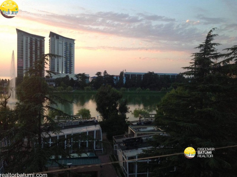 Квартира посуточно. На улице Химшиашвили