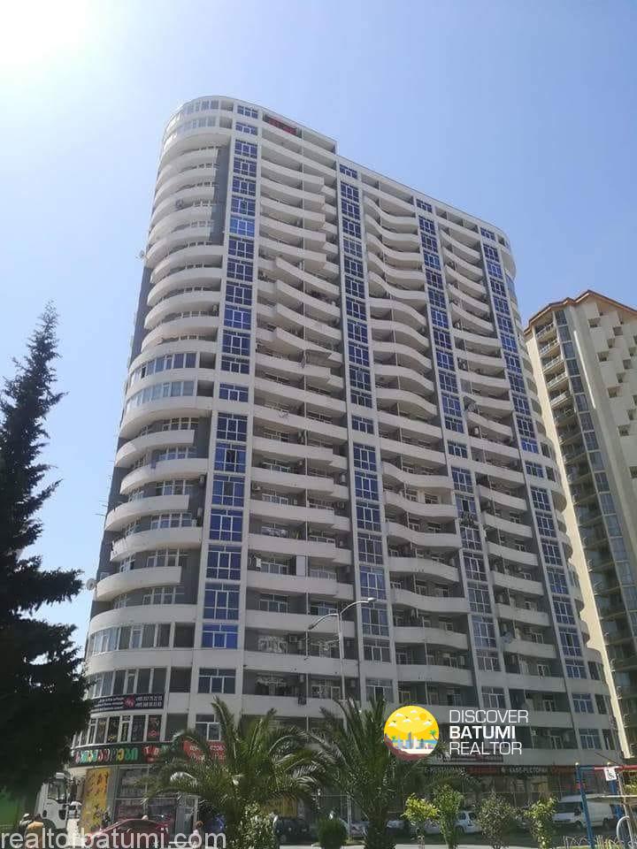 Apartment for sale on Kobaladze Street
