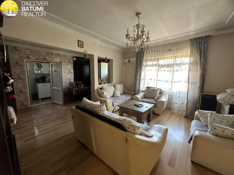 Продается частный дом на улице Табукашвили