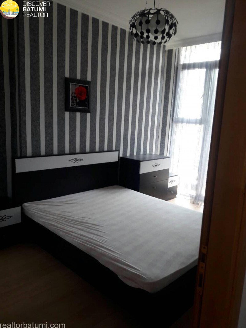 Квартира посуточно на улице Такаишвили