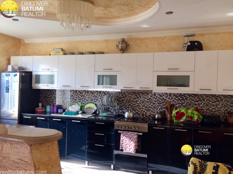 Продается дом на улице  Каландадзе