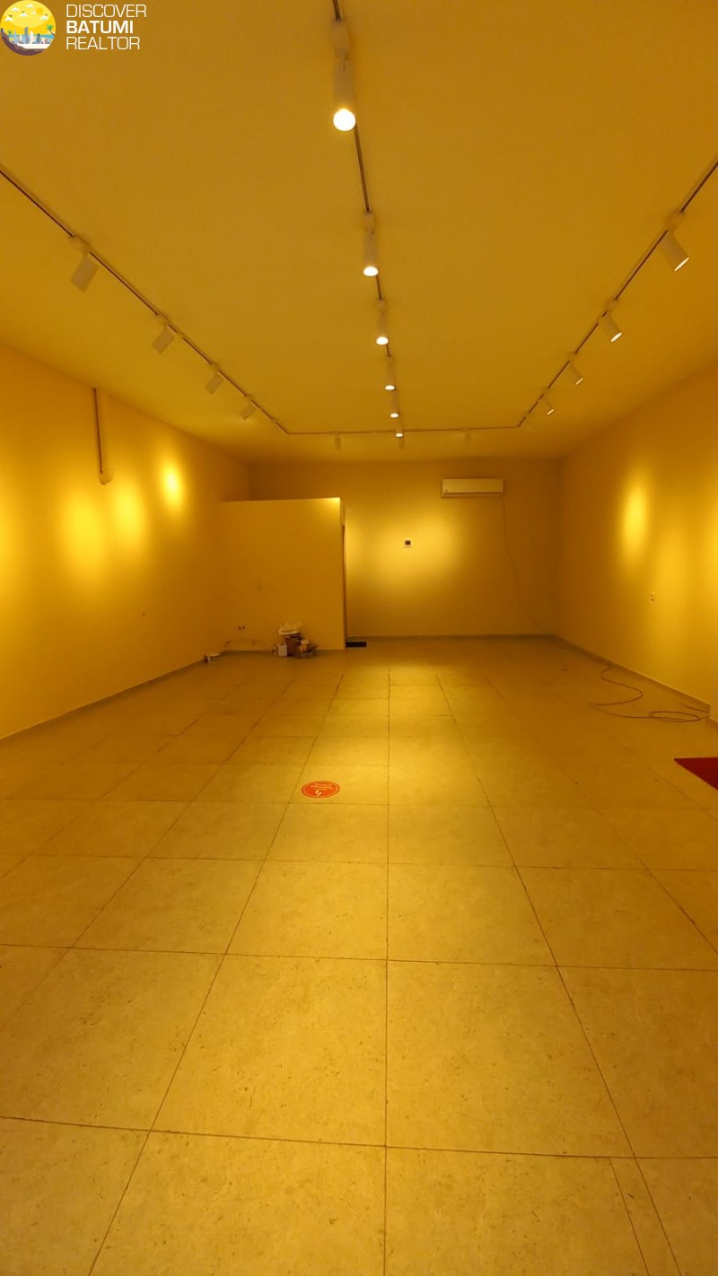 Сдается коммерческое помещение на улице Сухуми