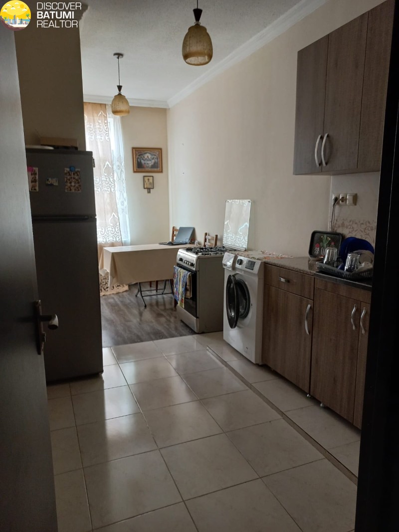 Квартира посуточно на улице Леонидзе