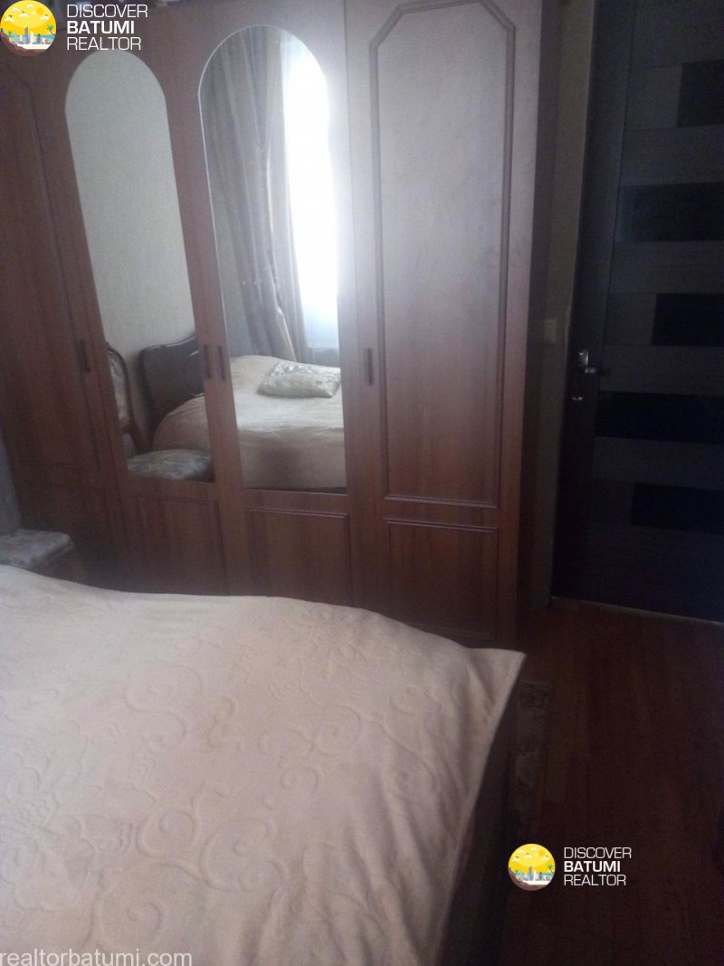 Продажа квартиры на улице Леонидзе