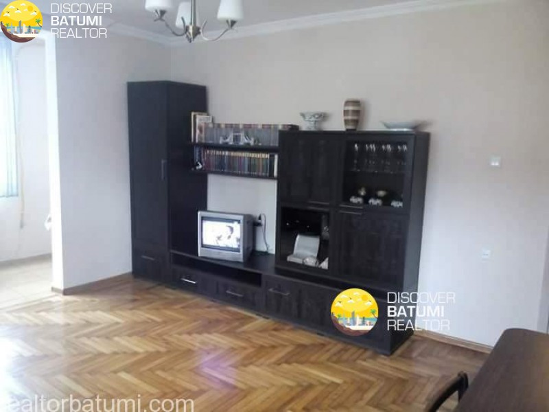 Продается квартира на улице Такаишвили