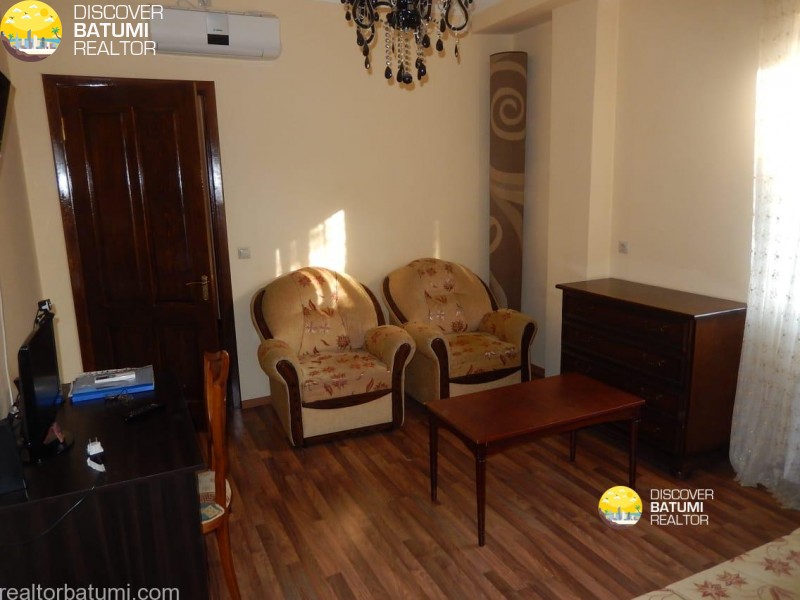 Продается квартира Z. На улице Гамсахурдиа