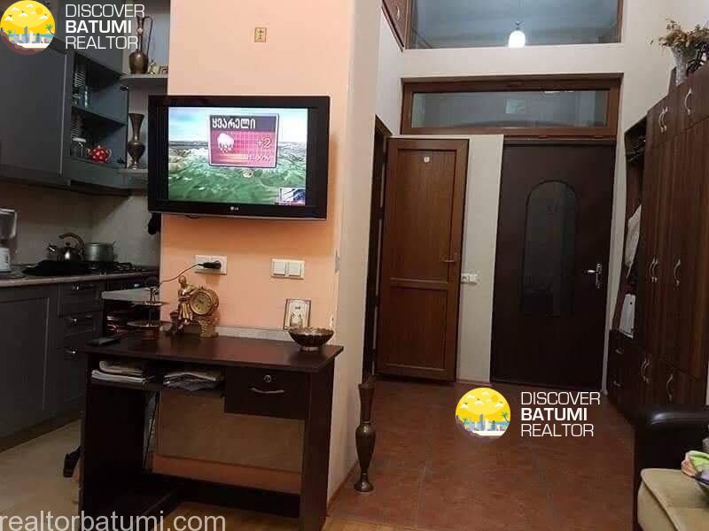 Продается квартира на улице Абашидзе