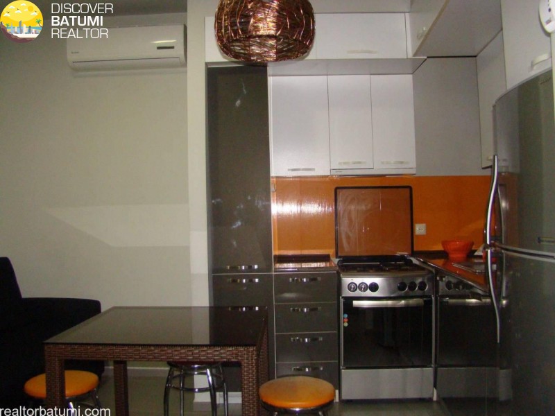 Сдается квартира на З. На улице Гамсахурдиа