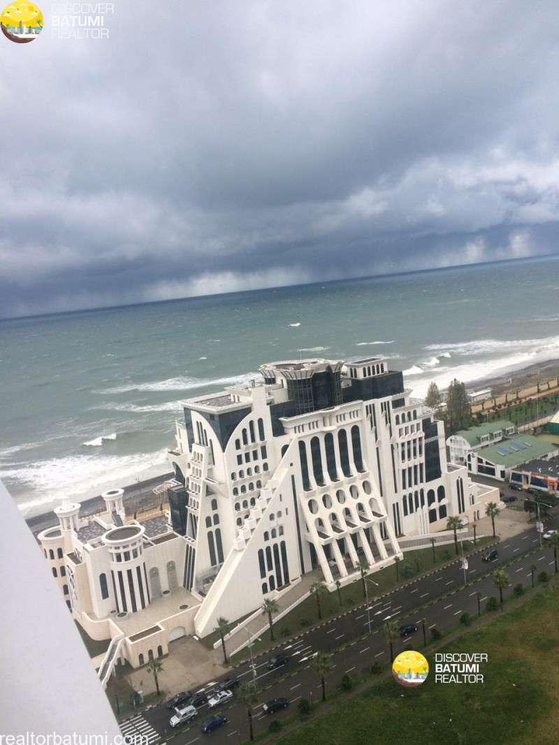Квартира посуточно в Orbi Residence